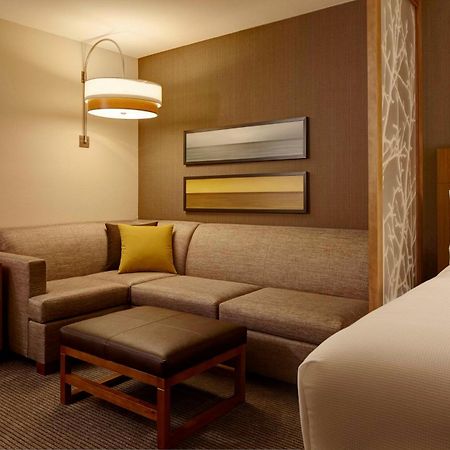 Hyatt Place Madison/Verona Экстерьер фото